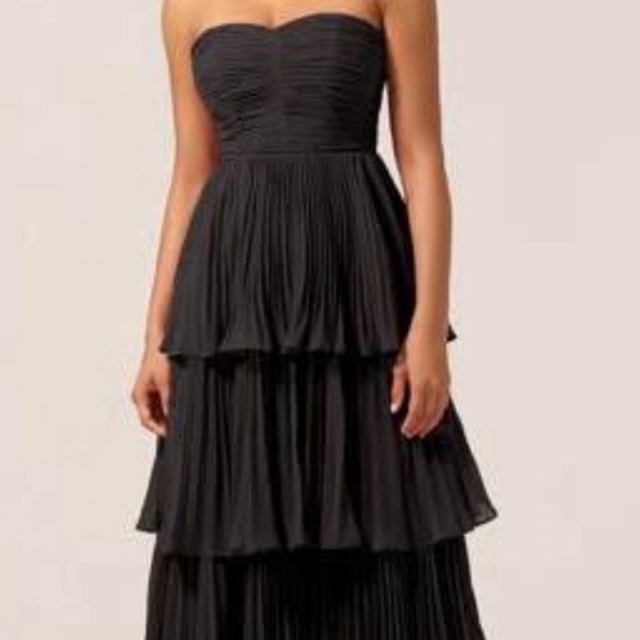 Lulus Dresses & Skirts - Seriously Sensational Black Strapless Tiered Maxi Dress Size M